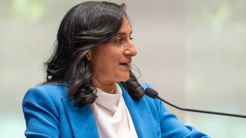 Ministrul  de Externe al Canadei vine în România / Discuţii cu Oana Ţoiu şi cu preşedintele Nicuşor Dan
