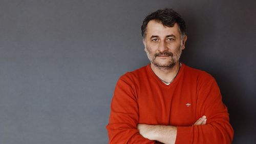Premiile Academiei Române: Actorul Marcel Iureș, regizorul Cristi Puiu și directorul Muzeului Satului se numără printre laureați
