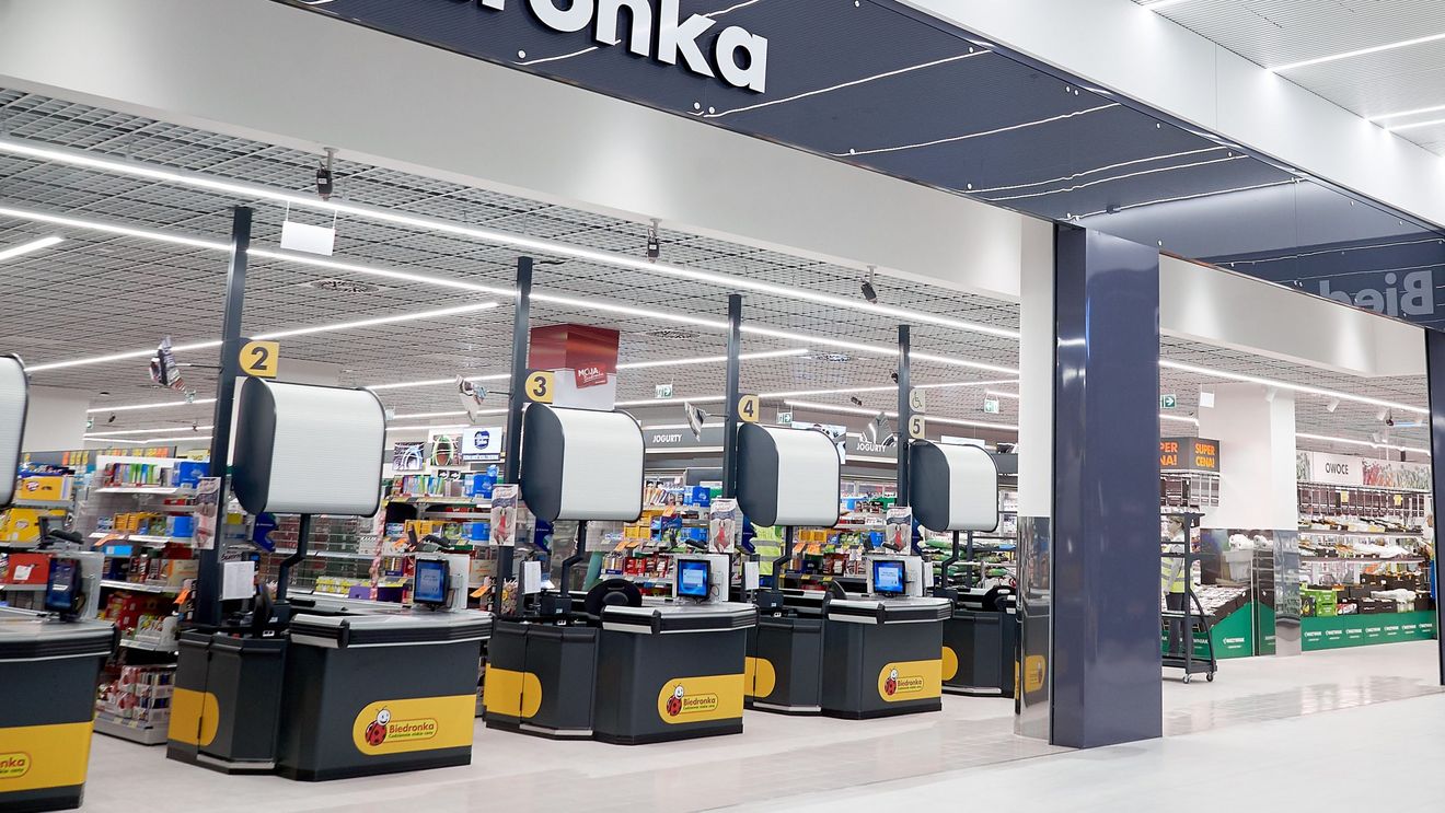 Cel mai mare retailer de produse alimentare din Polonia anunță că vrea să intre pe piața din România
