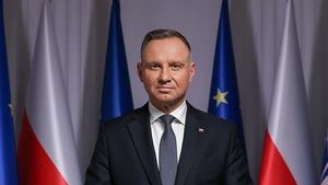 Preşedintele Poloniei, Andrzej Duda: „Ceea ce s-a întâmplat în România este foarte îngrijorător şi nu îndeplineşte standardele democratice europene”