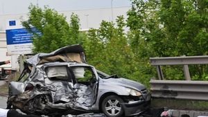 Trafic oprit pe Centura Bucureşti, sensul Bragadiru spre Domneşti, din cauza unui accident / O persoană primeşte îngrijiri medicale