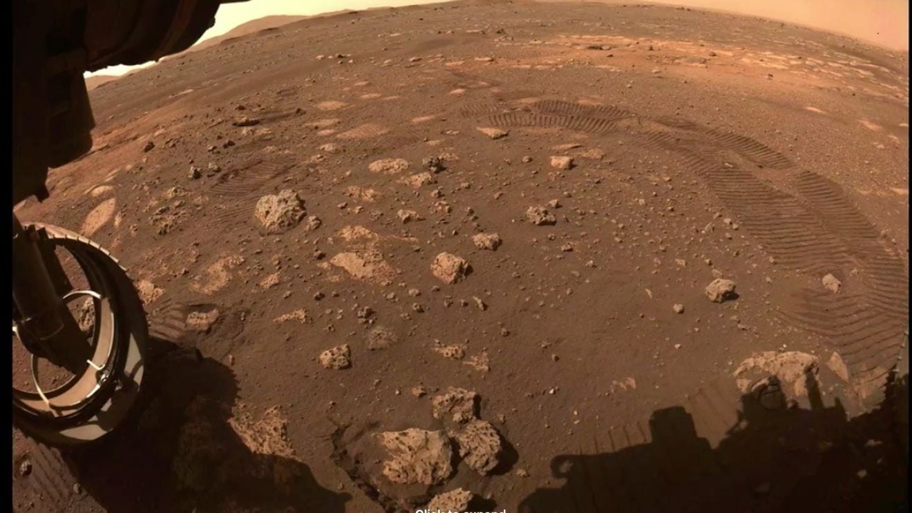 Datele obţinute de un rover de pe Marte confirmă existenţa unor străvechi sedimente lacustre pe "Planeta Roşie"