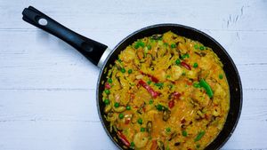 Spaniolii plătesc un preţ record pentru paella din cauza scumpirii uleiului şi orezului / Preţul uleiului de măsline a crescut cu 33,5%, în timp ce legumele şi legumele s-au scumpit cu 23,6%