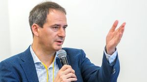 După ce a aflat că asasinii ruși îl caută în Viena, unde locuia de peste 20 de ani, jurnalistul de investigație bulgar Christo Grozev de la Bellingcat caută siguranță în America de Nord
