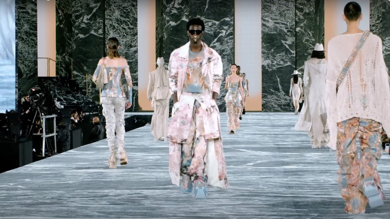 Săptămâna Modei la Paris începe luni, Casa de Modă Balmain fiind în impas după ce i s-au furat 50 de creaţii vestimentare