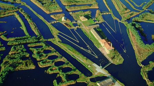 Apă ”clocotită” în delta râului Po, în Italia: 32 de grade Celsius / Au dispărut până la 90% din scoicile de aici
