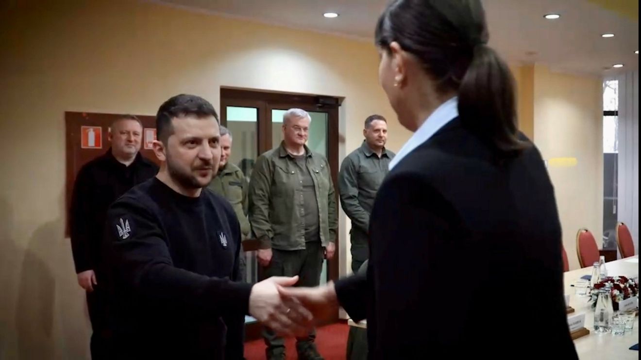 Comisia de Buget din Parlamentul European a stabilit că parchetul condus de Kovesi poate investiga cazurile în care sunt ocolite sancțiunile impuse Rusiei în urma invaziei Ucrainei, anunță europarlamentarul Vlad Gheorghe