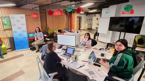 Expert Forum: Partidele nu au făcut nimic pentru reducerea în mod real a subvenţiilor politice