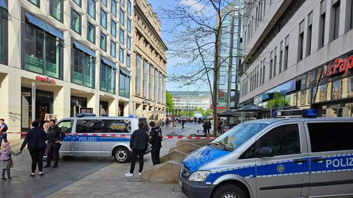 Bărbatul care a intrat luni cu maşina în mulţime în centrul oraşului Leipzig este un german în vârstă de 33 de ani / Doi oameni au murit şi peste 20 au fost răniţi în atac