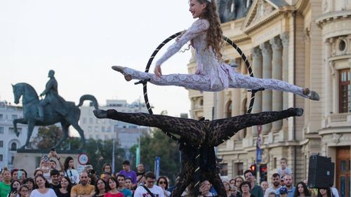 „Străzi deschise”: Expoziţii, ateliere, muzică live şi instalaţie interactivă pe Calea Victoriei în acest weekend
