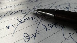 Predarea în orb – Jumătate dintre profesori nu au fost învățați să predea conform noilor programe școlare: STUDIU ISE