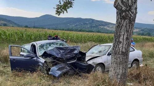 Accident în lanţ pe DN2, în Buzău/ Două persoane au fost rănite, una fiind în stare gravă