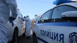 Accident în Bulgaria în care a fost implicat un autocar: 12 pasageri internaţi / Autocarul se deplasa spre capitala Sofia când a părăsit şoseaua şi s-a răsturnat într-un şanţ / 8 copii au fost transportați la spital