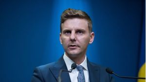 Guvernul urmează să anuleze numirile făcute de Viorica Dăncilă în posturile de consuli la Shanghai și Milano, Nelu Barbu, respectiv Tiberiu Dinu