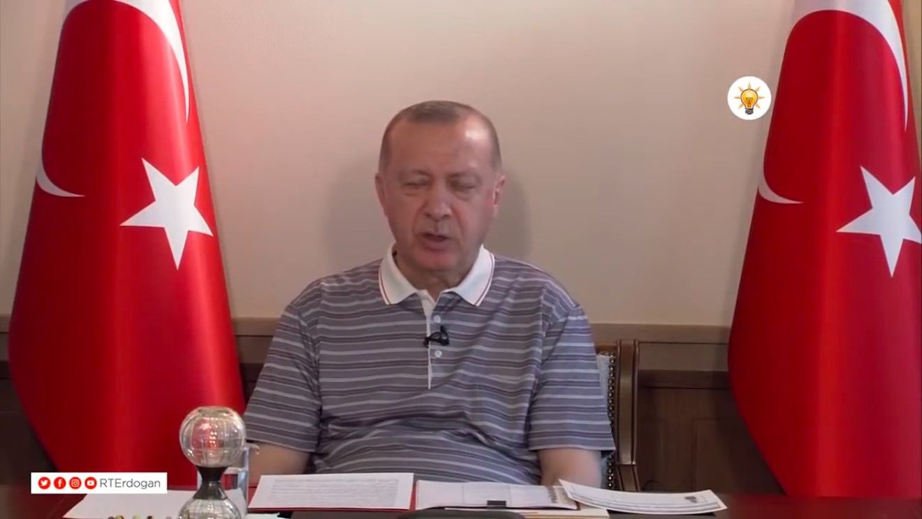 Președintele Turciei, Recep Tayyip Erdogan, a ațipit în timpul unui discurs ținut în fața partidului său