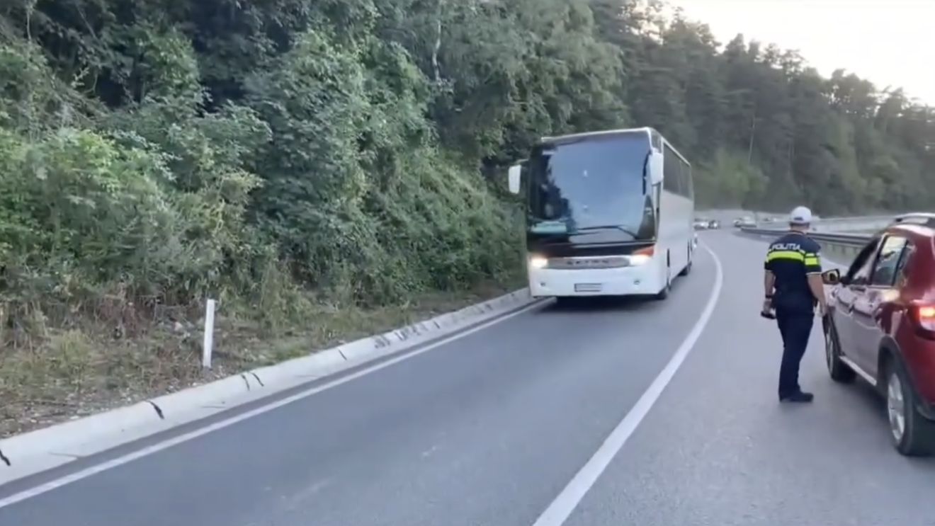 Din această seară s-a redeschis definitiv sectorul de drum Boiţa - Lazaret al DN7, pe Valea Oltului. Lucrările au fost finalizate, anunță CNAIR