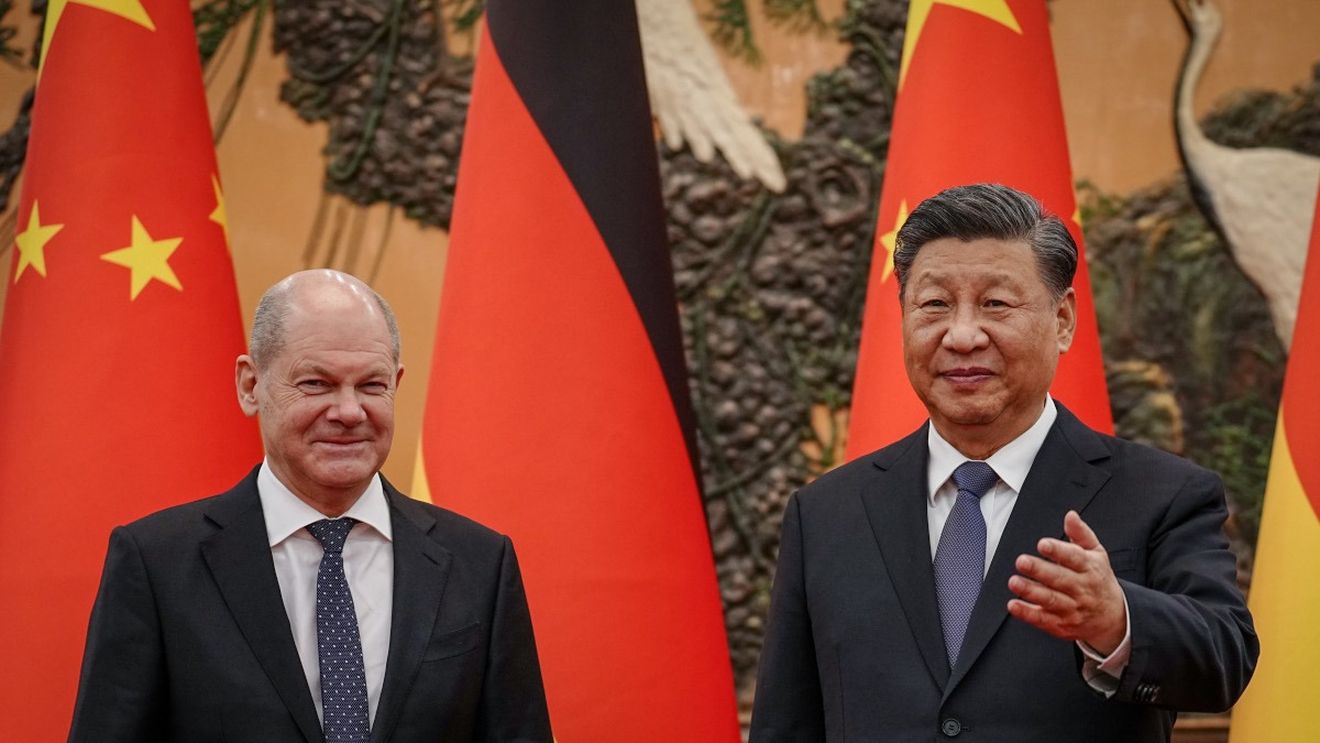 Cancelarul german Olaf Scholz a sosit vineri la Beijing, în prima vizită a unui lider UE în China de la începutul pandemiei/ Vizita, privită critic la Paris, Bruxelles sau Washington