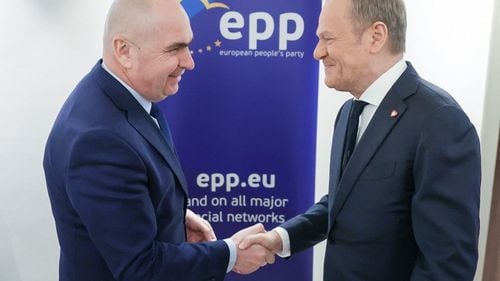 Bolojan, întâlnire cu premierul polonez: Ne-am aliniat pozițiile privind prioritizarea interesului strategic de consolidare a Flancului Estic, având în vedere amenințările venite din partea Rusiei