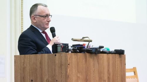 Ministrul Sorin Cîmpeanu: Vom face propunerea, eventual, de vaccinare prioritară a educatorilor și învățătorilor, pentru corelare cu prioritatea acordată grădinițelor și școlilor primare