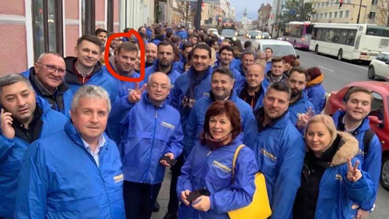 Emil Boc, despre cheltuielile Sălii Polivalente de zeci de mii de lei pentru haine de fițe, băuturi fine și crose de golf: „I-aș da managerului o diminuare de 30% din salariu pentru o lună pentru că nu a avut maturitatea necesară să își ajusteze cheltuielile în vremuri de restriște”