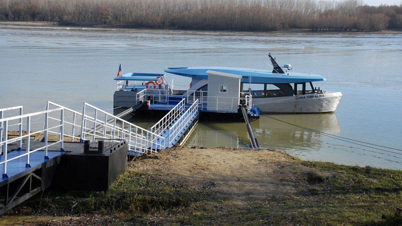 Se reiau cursele de agrement pe Dunăre, în Brăila / Acestea erau suspendate pentru că nu se găsea un căpitan și doi marinari / Tarifele sunt de până la 20 de lei de persoană