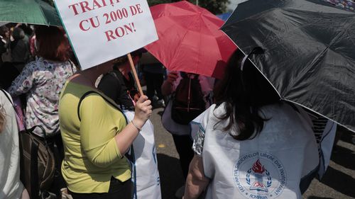 Premierul Ciucă anunță că se întâlnește la ora 12.00 cu sindicatele din educație, liderul sindical Marius Nistor spune că nu a primit o invitație