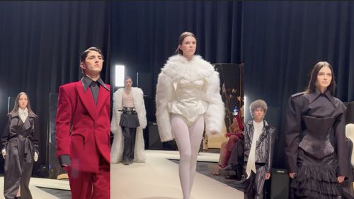 Robert Roca primăvară-vară 2026 la Romanian Fashion Week București: o demonstrație de forță estetică între androginitate, teatralitate și eleganța arhitecturală a formelor