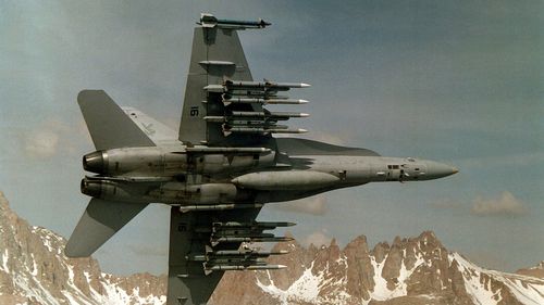 Spania desfășoară avioane de vânătoare F-18 în România într-o operațiune a Poliției Aeriene NATO la Marea Neagră