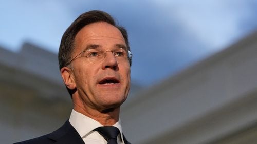 Mark Rutte: România cheltuie mai mult de 2% pentru apărare, cu planul de a spori la 3,5% până în 2030/ România investeşte în NATO şi NATO investeşte în România