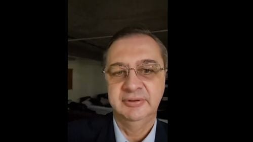 VIDEO Fostul consilier prezidențial Iulian Chifu, prins în atacul rușilor în Kiev/ Chifu și alți participanți la Forumul de Securitate s-au adăpostit în buncărul hotelului, la 3 dimineața