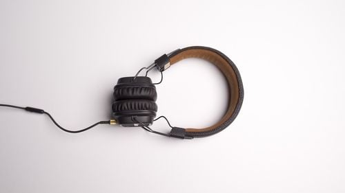 Cele mai ascultate melodii din acest an / „Dynamite” a grupului k-pop BTS e cea mai apreciată pe Apple Music /  11,5 milioane de utilizatori au folosit aplicaţia Shazam pentru a afla cine cântă „Astronaut in the Ocean”