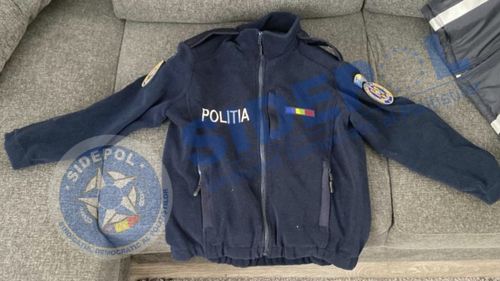 Sindicatul Europol: Noi contracte de 65 milioane euro pentru uniformă de proastă calitate / Reacţia Inspectoratului General al Poliţiei Române