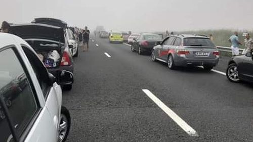 CNAIR recomandă şoferilor să circule cu atenţie pentru că este cod galben şi sunt averse de ploaie pe Autostrada Soarelui