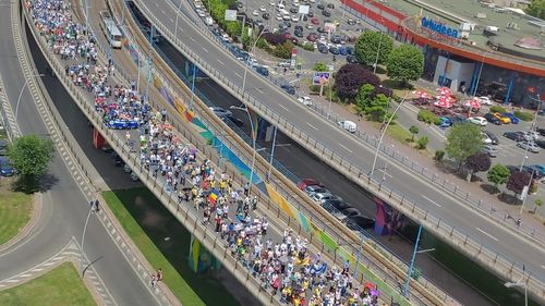 Imagine impresionantă la protestul profesorilor: mii de oameni au ocupat în întregime Pasajul Basarab
