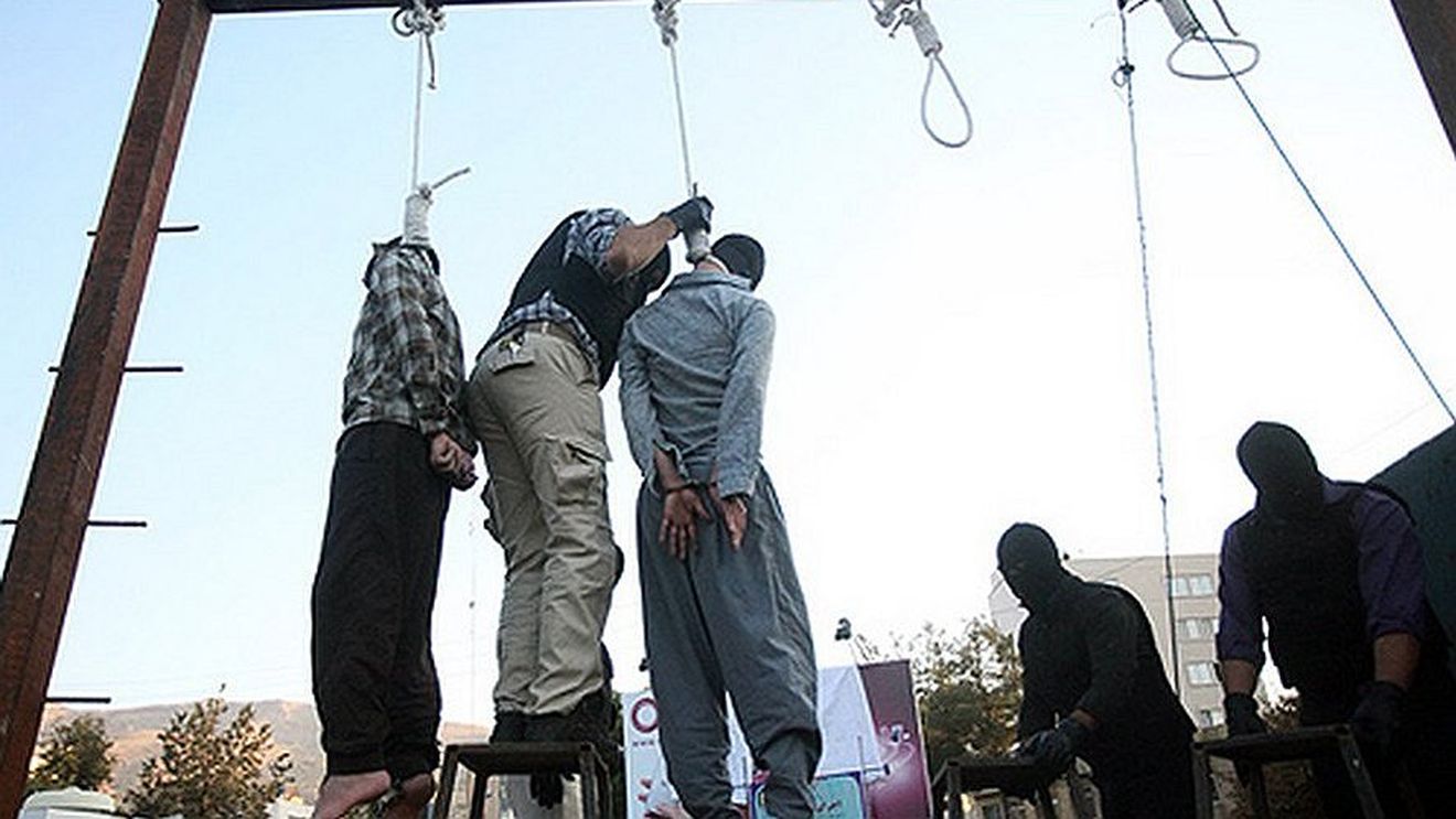 În încercarea de a reduce presiunea internațională, regimul islamic de la Teheran grațiază 139 de iranieni condamnați la moarte