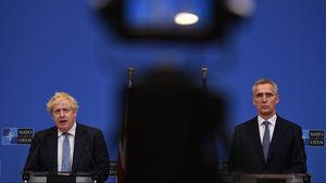 Premierul britanic Boris Johnson dă asigurări că „Ucraina nu va adera în niciun caz la NATO în viitorul apropiat”