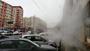 Mii de bucureșteni au rămas din nou fără căldură şi apă caldă după ce sute de blocuri au fost deconectate de la termoficare din cauza mai multor avarii la rețea