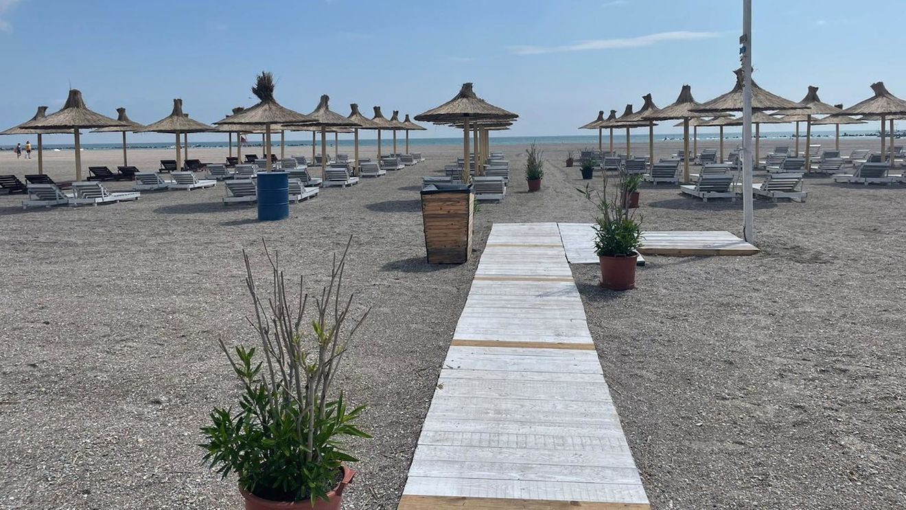 DEZBATERE Pro și contra plaje extinse: Mai vin sau nu turiștii în Mamaia? Ce spun operatorii și ce spun autoritățile
