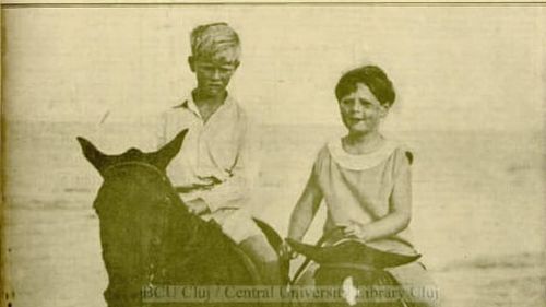 Din memoriile Reginei Maria despre Ducele Philip și Regele Mihai, la Palatul Regal din Mamaia: ”Philip, iute ca argintul viu, foarte amuzant şi ştrengar. Lui Miky îi face bine să-l aibă lângă el pe verişorul lui”