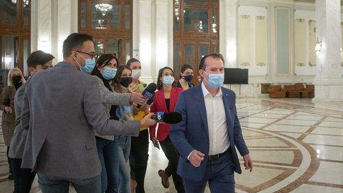 Cîțu spune că PNL Brașov îl va exclude din partid pe Bogdan Pintilie: „Nu voi tolera nicio formă de instigare la violenţă”