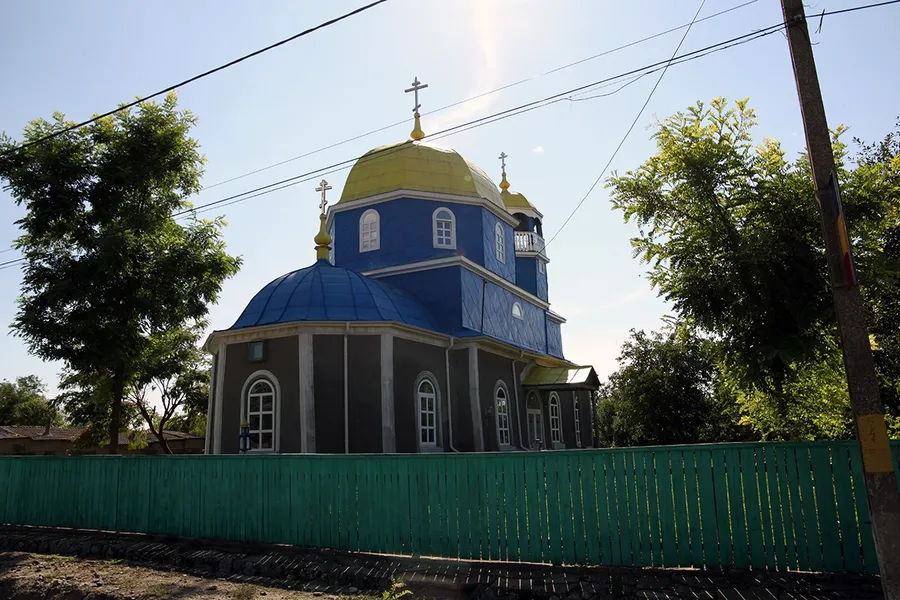 chilia veche delta dunarii dunare barci vapor tulcea cereale ucraina