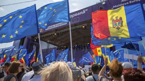 Ce conține rezoluția în 7 puncte adoptată de adunarea populară de la Chișinău la inițiativa Maiei Sandu: Modificarea Constituției și schimbarea formatului 5+2 pentru Transnistria