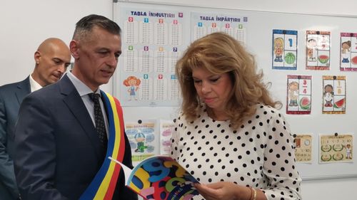 VIDEO Cea mai veche școală bulgară din lume care funcționează neîntrerupt, de la Dudeștii Vechi (Timiș), extinsă și dotată cu aproape 3,5 milioane de euro / Vicepreședintele Republicii Bulgaria, prezent în prima zi de școală