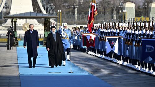 VIDEO Președintele Iranului, în vizită la Ankara, pentru a discuta cu Erdogan despre războiul din Fâşia Gaza