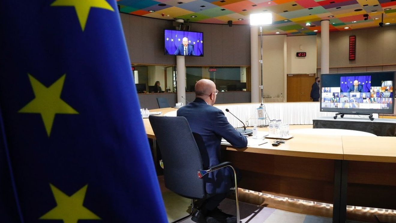 Consiliul European, umbrit de întârzierea vaccinării în UE / Macron: Am greşit pentru că ne-a lipsit ambiţia / Merkel: Virusul, cu mutaţii sale, ne va ţine ocupaţi pentru mult timp