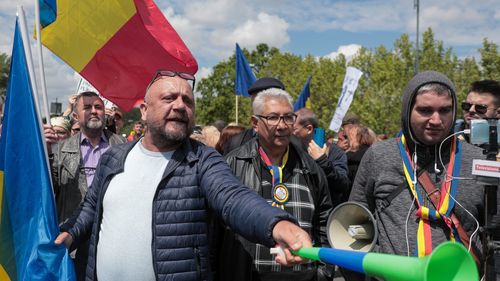 Jandarmii au dat 45 de amenzi în valoare de peste 50 de mii de lei în urma protestului violent al partidului extremist AUR  de la Parlament