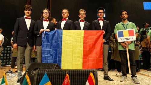 Trei medalii de aur și două de argint pentru elevii români, la Olimpiada Internațională de Fizică din Iran – IPhO 2024. Tot lotul provine de la un liceu privat