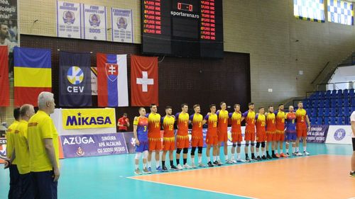 Naţionala masculină de volei a României păstrează şanse teoretice de calificare la Campionatul European 2021, după ce a învins formaţia Slovaciei