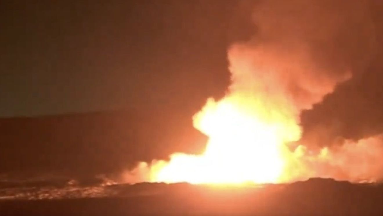 Erupție vulcanică în curs de desfășurare în Islanda