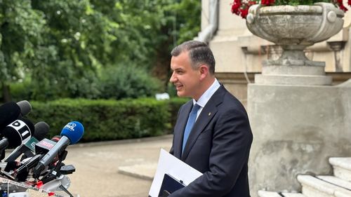 UPDATE Partidele vor primi miercuri seară lista cu propunerile de miniștri și programul de guvernare / Tomac a anunțat că lista miniștrilor nu a fost finalizată